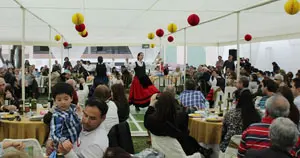 64199_678178735540715_416167715_n