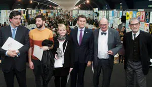 VIGO
 
20,00 h.-     O titular da Xunta presidirá a entrega de premios do XI Concurso Internacional de Cartelismo Francisco Mantecón. Na Estación Marítima Alberto Durán (peirao de trasatlánticos).
foto xoán crespo
13/12/13