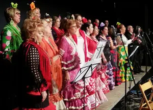 ACTUACIÓN CORO ROCIERO DE LAS ASOCIACIONES ANDALUZAS DE TAVERNES BLANQUES Y ALDAIA