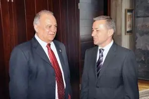 MARIO ISEA y PAULINO RIVERO