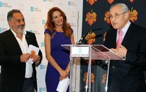 Jorge Pelaez, Paula Vázquez y ónega en la presentación