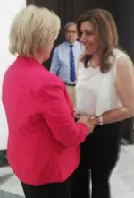Momento del encuentro entre Puri Torres y Susana Díaz