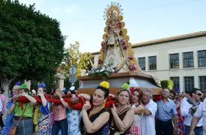 10448244_10204377367378146_1169793876530588882_n