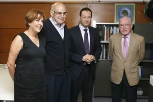 2014_09_10 Consejero Presidencia y directivosLangreanos en el Mundo 2