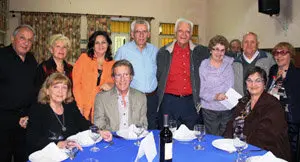 La Estrada-Pte y grupo en Comida