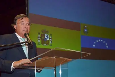 DIA HISPANIDAD 2014 1