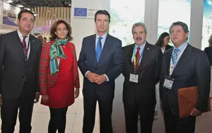 3Foto de familia autoridades en WTM