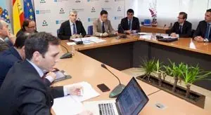 O conselleiro de Economía e Industria, Francisco Conde, manterá un encontro con representantes de clústers e centros tecnolóxicos galegos, dentro da rolda de contactos iniciada para consensuar a Estratexia de Internacionalización da Empresa Galega 2020. Na sala de xuntas do Igape (San Lázaro, s/n). 
foto xoán crespo
05/11/14