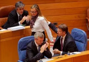 PARLAMENTO
 
10,00 h.-	O titular do Goberno galego, Alberto Núñez Feijóo, acompañado dos membros do Goberno galego, asistirá ao pleno da Cámara galega no que terá lugar o Debate de Totalidade do Proxecto de lei de orzamentos xerais da Comunidade Autónoma de Galicia para o ano 2015. No debate intervirá a conselleira de Facenda, Elena Muñoz Fonteriz. 
 
foto xoán crespo
24/11/14