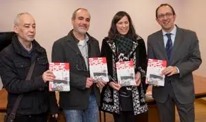 O secretario xeral de Cultura, Anxo Lorenzo, o presidente da Asociación de Amigos de Valle-Inclán, Joaquín del Valle-Inclán, e a deputada de Cultura de Pontevedra, Ana Isabel Vázquez, presentan os novos números de Cuadrante. Revista Semestral de Estudos Valleinclanianos e Históricos.  A rolda de prensa será no Salón Teatro (Rúa Nova, 34) e tamén contará co director da revista, Francisco Charlín.


foto xoán crespo
13/01/15