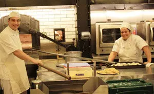 20.Los 36 haciendo Pizzas