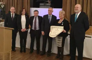 Entrega Medalla Emigración NY