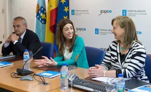 A directora xeral de Comercio, Sol Vázquez, e o xerente de Galicia Calidade, Alfonso Cabaleiro, participarán nunha xornada técnica coa agregada de Agricultura da Embaixada de Estados Unidos en España, Rachel Bickford, dirixida a empresas certificadas por Galicia Calidade e centrada nas potencialidades do mercado estadounidense. No salón de actos do Igape (San Lázaro, s/n). 
foto xoán crespo
10/06/15