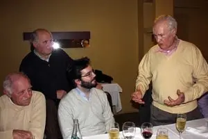 consul cena despedida 8