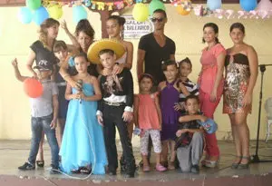 Unión Ourensana de La Habana. Jurado y niños que cantaron