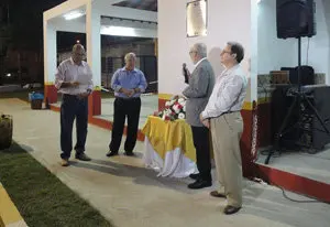 11887837_10204547687991614_4117254011918879017_n[1]