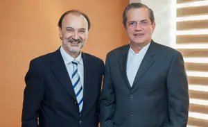 Quito, Ecuador. 5 de noviembre de 2015. El  Secretario de Estado de Cooperación Internacional y para Iberoamérica de España, señor Jesús Gracia Aldáz se reúne con el Canciller del Ecuador, Ricardo Patiño. Carlos Pozo / Cancillería de Ecuador