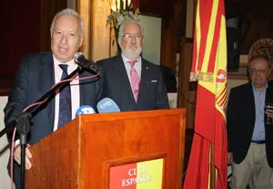 16.Margallo en el Club Español 1