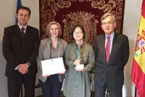Homenaje escritora coreana 3