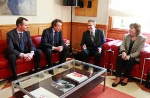 De Santiago-Pedro Bello1