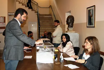 Votaciones Consulado Buenos Aires Junio 2016