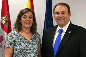Milagros Marcos y Donald J. Salazar
