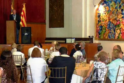 1.Diada Centre Catala.Port