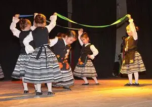 pringles gala fin ao danzas 4 12 5