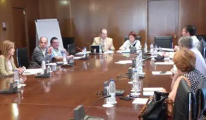 Comisión de Jovenes y Mujeres