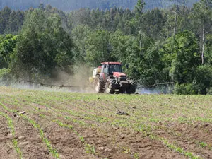 10.Tractor