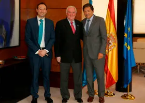 Fernandez-presidente centro Coruna 3