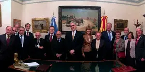 Federacion-Foto Grupal Embajador en Club Español