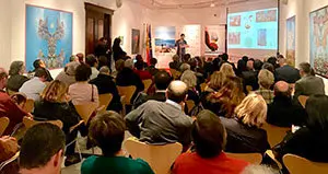 3.a Más de un centenar de personas acudieron a la Casa de Galicia a la presentación de O Salnés
