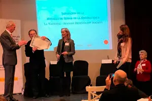 Medalla a La Nacional6