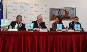 Jorge Borrajo, el delegado de la Xunta, José Ramón Ónega, Silvia Jato y Juan Mariñas, en la presentación