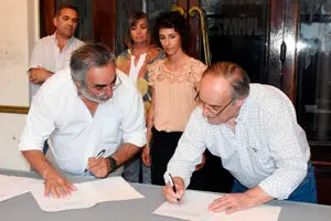 trenque lauquen firma convenio 30 11 1