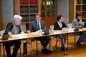 19,00 h.-       O titular do Goberno galego, Alberto Núñez Feijóo, presidirá o Pleno Ordinario do Consello da Cultura Galega. Na biblioteca do Pazo de Raxoi (Praza do Obradoiro, s/n. 2º andar). 
foto xoán crespo
10/01/2019
