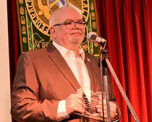 Fragra Homenaje a González Tosar