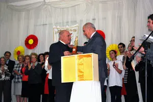 CyL Mar Plata-Entrega distinción