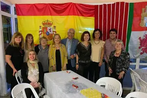 cast_y_leon_3_lomas_cena_28_9