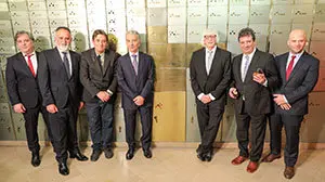 Cervantes-homenaje les luthiers 4