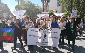 Ana Miranda con Nora Cortiñas Madres de Plaza de Mayo y Organizaciones de Derechos Humanos