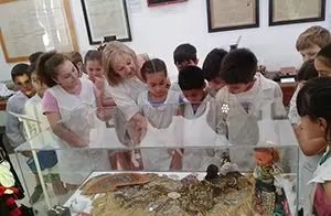tres_lomas_cast_y_leon_visita_muestra_19_11
