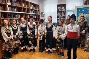 Bulgaria-alumnos del Colegio ‘Hristo Botev’ 1