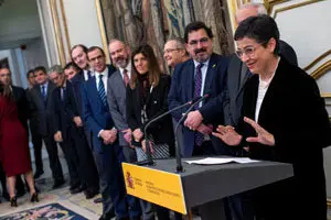 Nuevos diplomaticos1