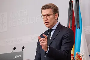O titular do Goberno galego, Alberto Núñez Feijóo, durante a rolda de prensa posterior á reunión extraordinaria do Consello da Xunta. San Caetano, Santiago de Compostela, 18/05/20.