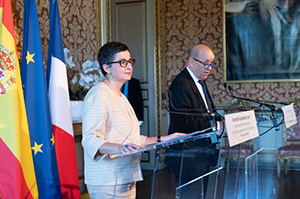 Con ministro de Exteriores 1