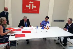 Cervantes-Convenio Atenas