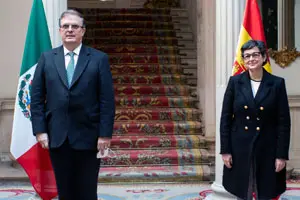 Laya-canciller de Mexico
