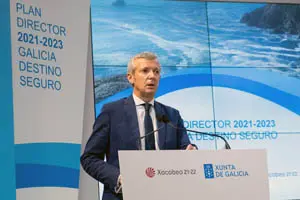 SANTIAGO DE COMPOSTELA
11,30 h.-           O vicepresidente primeiro e conselleiro de Presidencia, Xustiza e Turismo, Alfonso Rueda, acompañado da directora xeral da Axencia Turismo de Galicia, Nava Castro, participará no acto de presentación do Plan director 2021-2023 Galicia destino seguro. Na Igrexa de Santo Domingo de Bonaval 
foto xoán crespo
21/07/2021